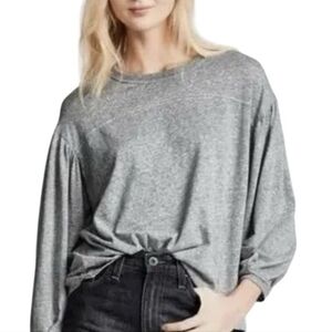 The GREAT. The Curve Distressed Grey Long Sleeve T-Shirt size 1/ Small Oversized